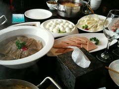 -小天鹅火锅·一线江景洪鼎旗舰店(洪崖洞店)