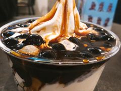 -喜茶(上海打浦桥日月光gelato lab+店)