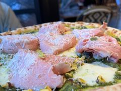 招牌罗勒开心果披萨-Grande A'moo(上海万象城店)