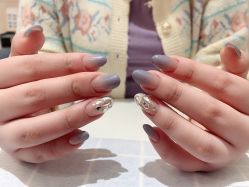 -兔兔妹款式美甲美睫