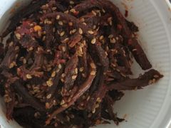 麻辣牛肉干-鑫记婆婆兔·兔头(春熙店)