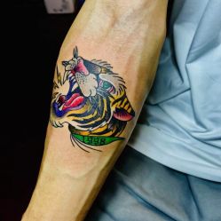 -怪咖纹身刺青