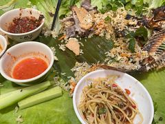 -沐毫傣泐云南菜孔雀宴•手抓饭傣味烧烤(曼听公园店)