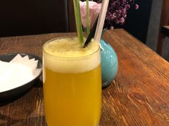 香茅热情果-Carbon莫卡哆·意大利复古集市餐厅(杭州大厦店)