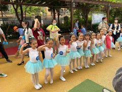 -陕西省小天鹅艺术团