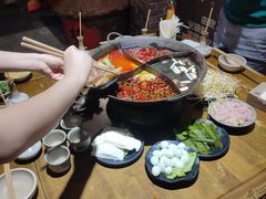 -白乐天毛肚火锅馆(南滨路店)