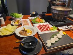 -山之屋炭火烧肉·生啤畅饮(大朗万科中央公园店)