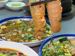 -官塘陈记鱼生·潮汕砂锅粥·牛肉火锅(潮枫路总店)