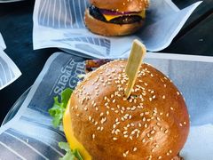 -Ribs & Burgers The Rocks