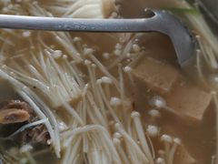 -亿诣蝎府炸酱面羊蝎子火锅(酷车小镇店)