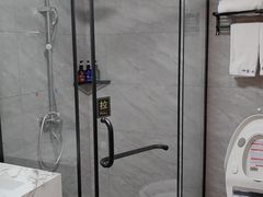 -轻住·仰望未来酒店(南昌八一广场店)