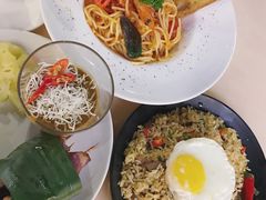 -来龙里 精致 东南亚餐室(万象城店)