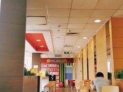 大堂-麦当劳(展览路店)