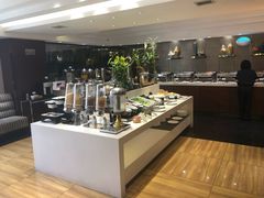 -武汉光谷广场杨家湾地铁站怡程酒店