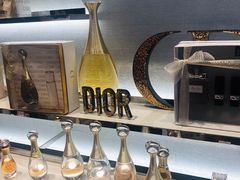 -DIOR迪奥(德基广场女装店)
