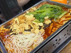 -在巷子里的烤肉店·螺蛳粉烤鱼·牛蛙(和美城店)
