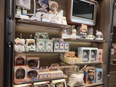 -泡泡玛特POPMART(国金街店)