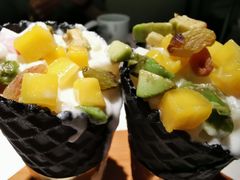 甜筒牛油果色拉-韵秋荷(宝山龙湖天街店)