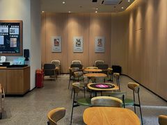 -星巴克(深圳前海香缤大厦分店)