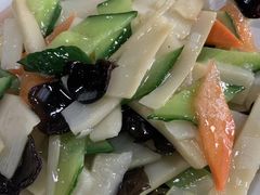 -三居鲁味坊黄焖鸡(山大路店)