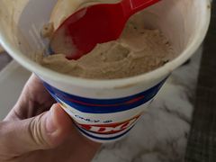 摩卡巧克力暴风雪-DQ·蛋糕·冰淇淋(万象城店)
