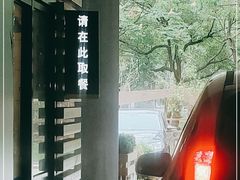 -麦当劳(友谊路得来速店)