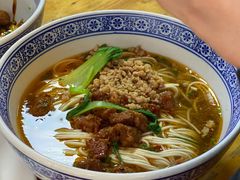 辣肉面-沪西老弄堂面馆(定西路店)