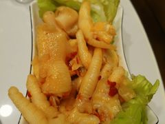 -靠山屯东北铁锅炖(东北菜，古美西路店)