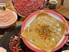 -旧街市鲜货老火锅(大光路店)