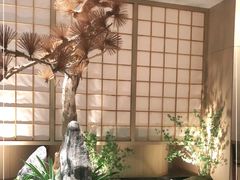 -蜜桃餐厅·伴山(湖滨商业街店)