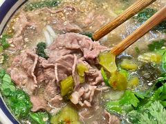 -云阿蛮云南生烫牛肉米线(奉贤路店)