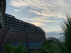 -三亚湾海居铂尔曼度假酒店