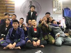 -金翼跆拳道巴西柔术拳击格斗学院