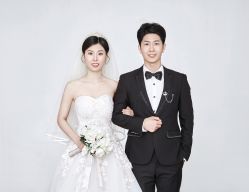 -金海岸婚纱摄影(塘沽店)