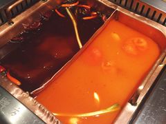 -老牌坊云南鱼豆花火锅(嵩山店)