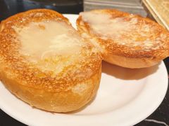 奶油豬仔包-翠华餐厅(百老汇店)
