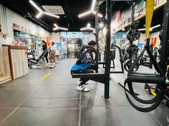 -享受健身·美体塑形馆