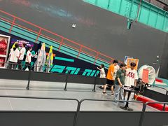 -极限PLAY运动娱乐新世界·团建派对潮玩休闲馆·室内蹦极高空游乐园