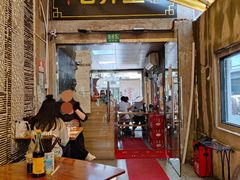 门面-沪西老弄堂面馆(定西路店)