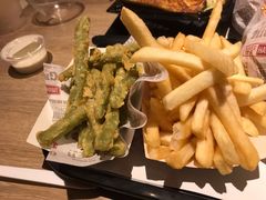 -The Habit Burger Grill 哈比特汉堡(复兴soho店)