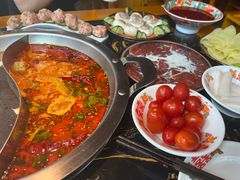 -憨孃孃·重庆老火锅(红山黑金店)