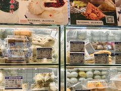 -白玉兰食品甜凤店(合生汇店)