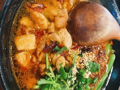 辣子鸡米线-麒麟风烤牛肉·云南烧烤小排档(丹凤街店)