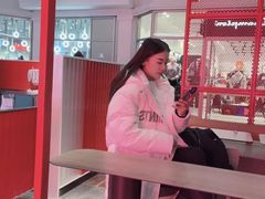 -枫叶小镇奥特莱斯