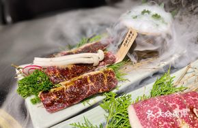 Lin Family's Heart's Delight