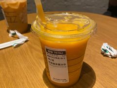 芒果西番莲茶星冰乐-星巴克臻选(济南恒隆店)