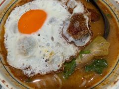 鸡翼肉眼筋煎蛋冬阴功米粉-华嫂冰室(湾仔店)