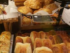 -皇冠幸福里动物奶油生日蛋糕(万达店)