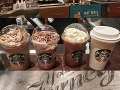 -星巴克(上海长宁来福士1F店)