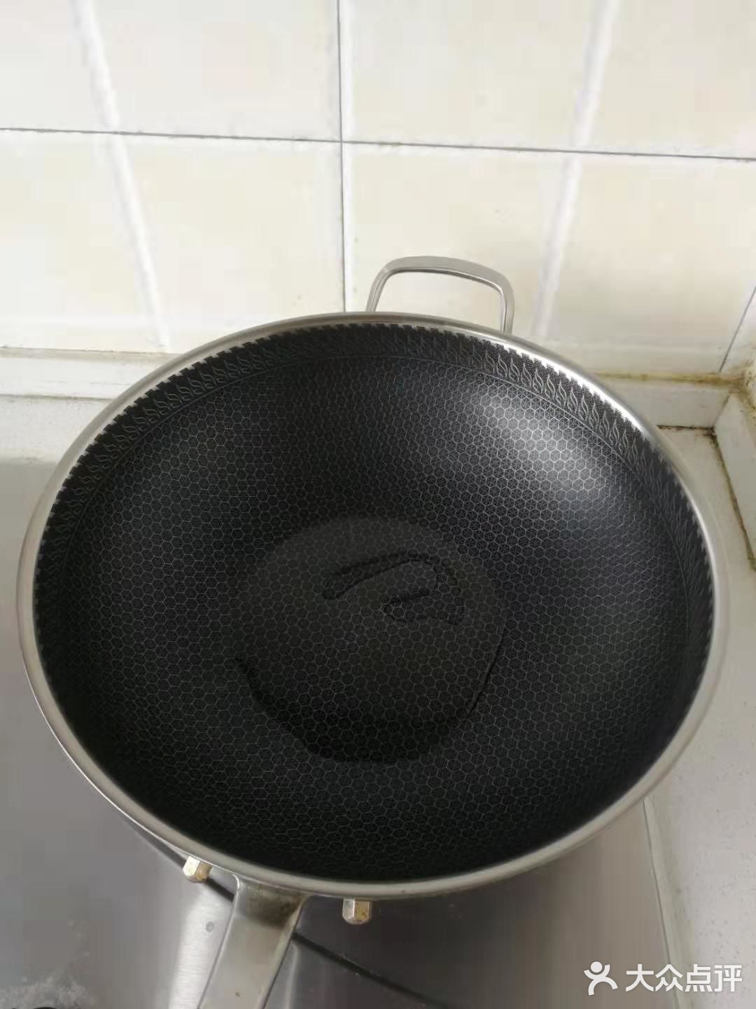看起来很高级其实超级容易做的油焖大虾